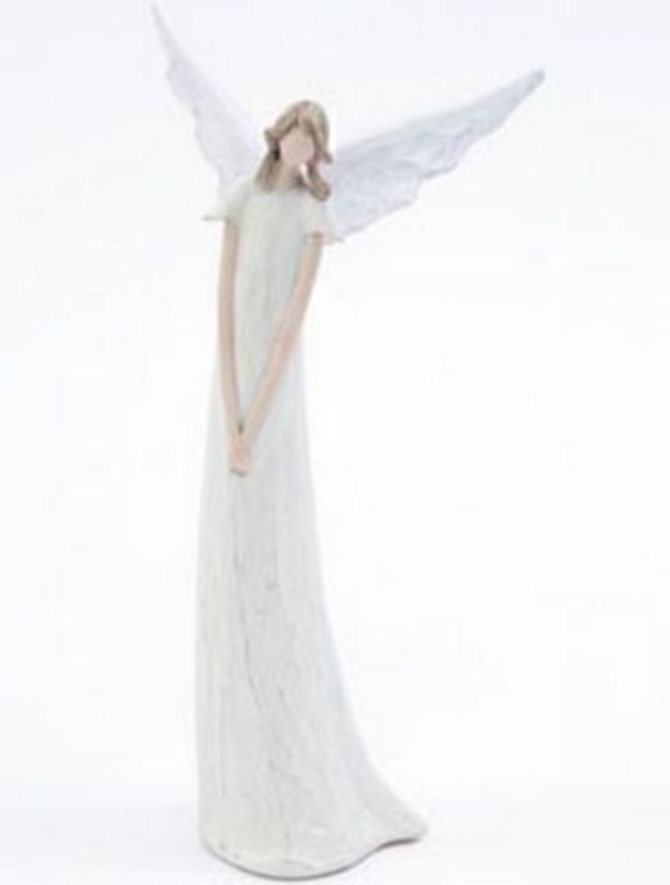 This is a great choice if you are looking for something elegant and beautiful to add to your Christmas collection. Designed by the well respected Heaven Sends this is a solid piece and is built to last year after year, the weight distribution is excellent